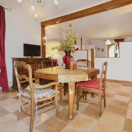 2 Bedroom Nice Apartment In Les Salles-Du-Gardon Soustelle Екстер'єр фото