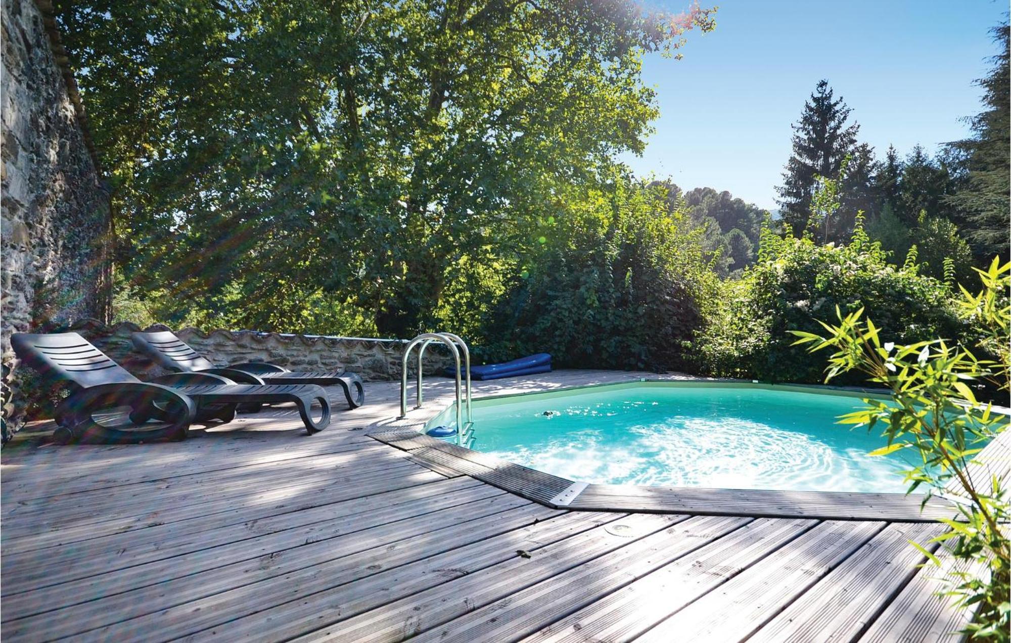 2 Bedroom Nice Apartment In Les Salles-Du-Gardon Soustelle Екстер'єр фото