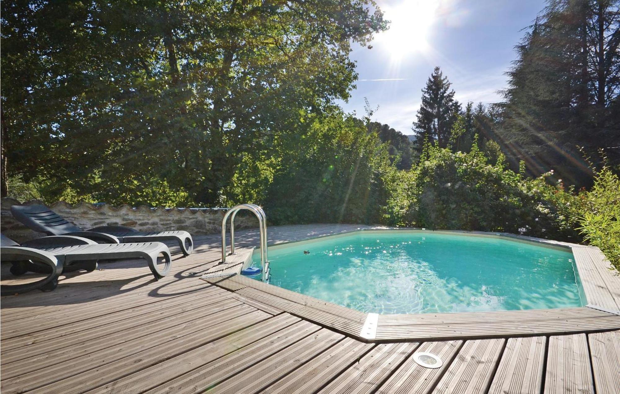 2 Bedroom Nice Apartment In Les Salles-Du-Gardon Soustelle Екстер'єр фото
