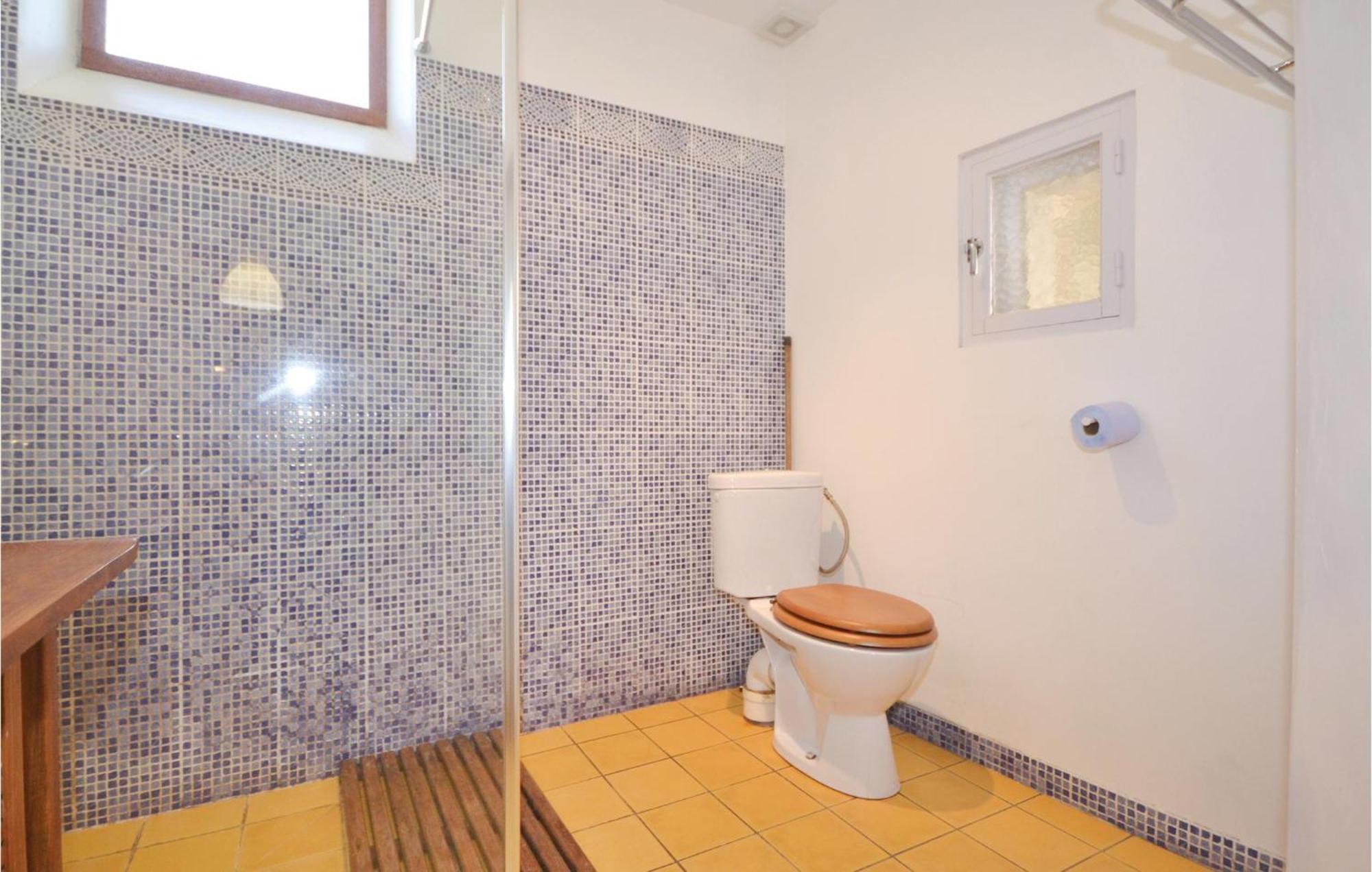 2 Bedroom Nice Apartment In Les Salles-Du-Gardon Soustelle Екстер'єр фото